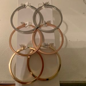 Express TriColor Hoops 🤍💛